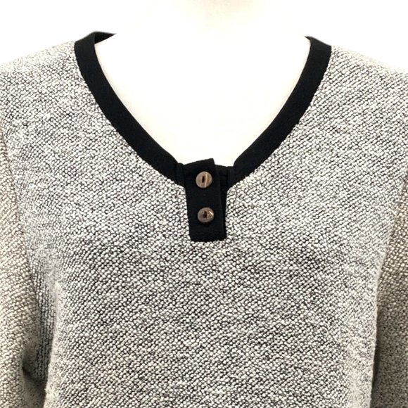 Neutral A-Line Henley Tunic Sweater w/Black Contrast Trim & Patch Pockets - Picture 4 of 9